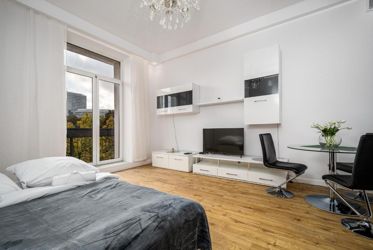 Apart D&K Apartament Z Widokiem Na Palac Kultury I Nauki Apartment วอร์ซอ ภายนอก รูปภาพ